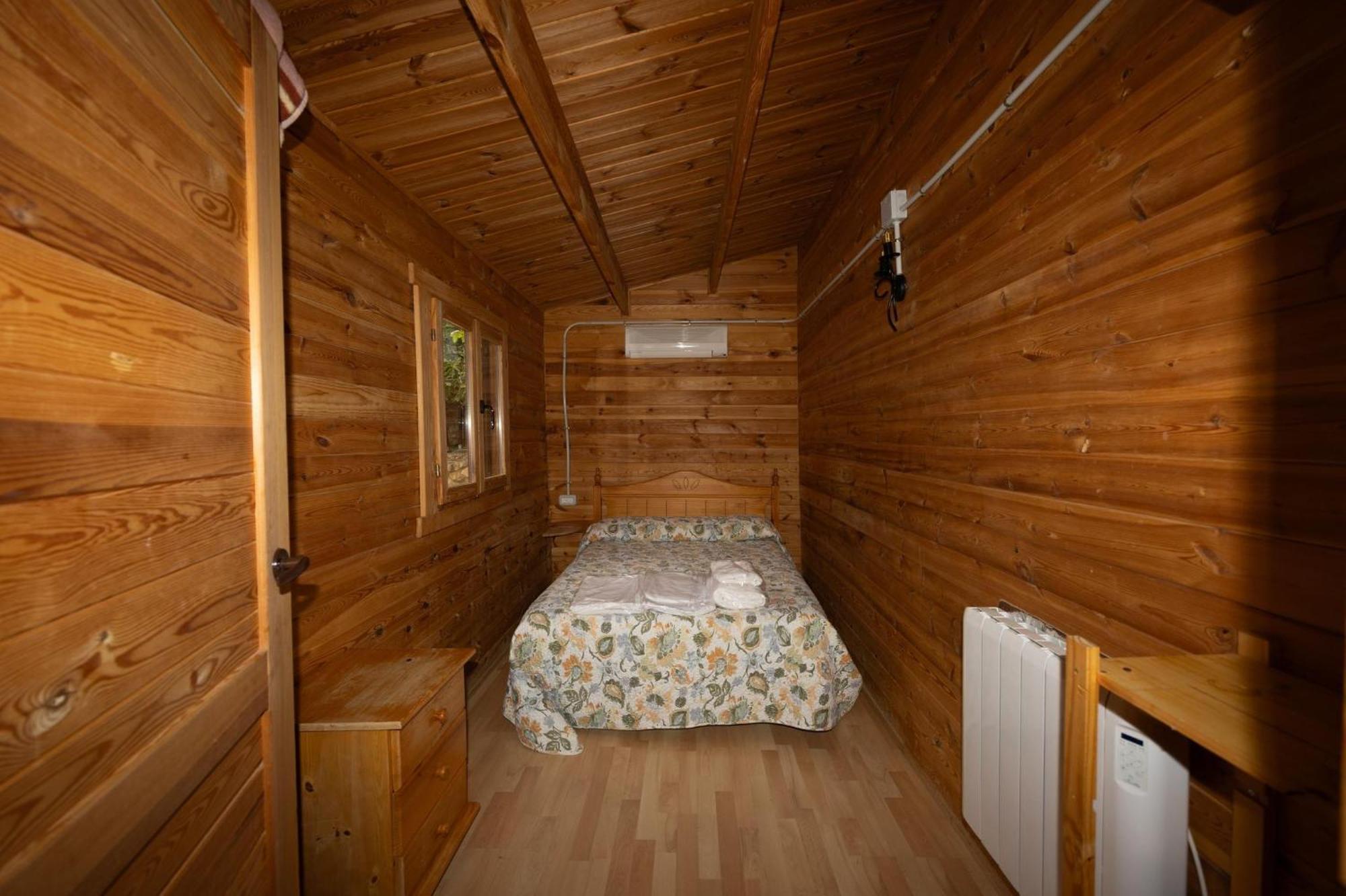 Cabanas Rurales - Las Taneas Yeste Phòng bức ảnh